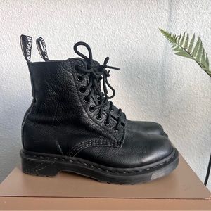 Dr Marten 1460 Pascal Mono Boot 6 Ladies
